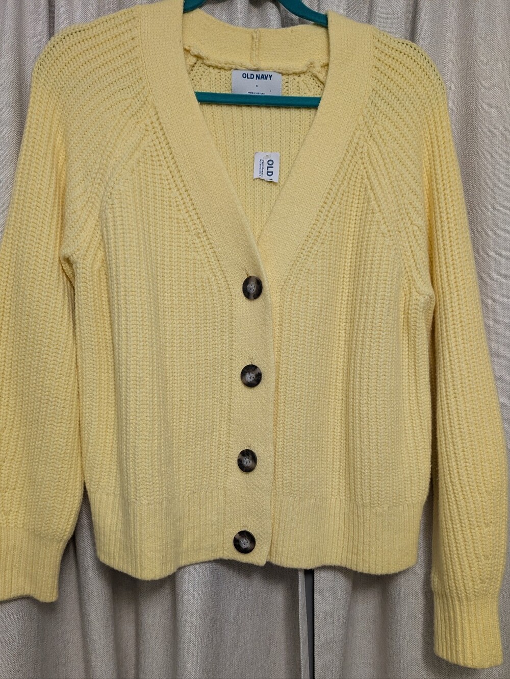 Old Navy Women's Light Yellow Button-Front Knit Cardigan